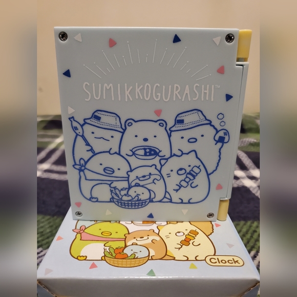 SAN-X Sumikko Gurashi Mirror and Photo Frame Clock - Picture 3 of 5